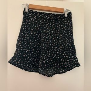 H&M Divided mini skirt
